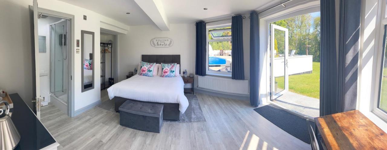 Stunning Contemporary 1 Bedroom En-Suite Annexe Плимът Екстериор снимка